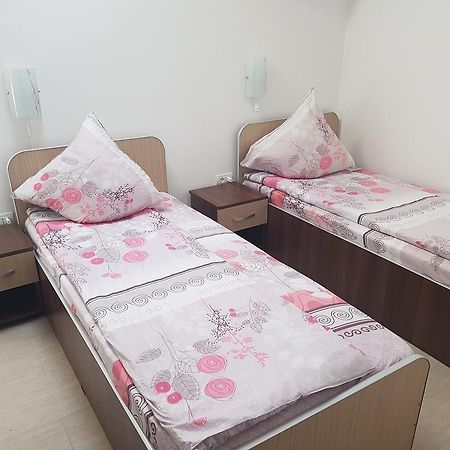 Hotel Onalisa à Arad Extérieur photo